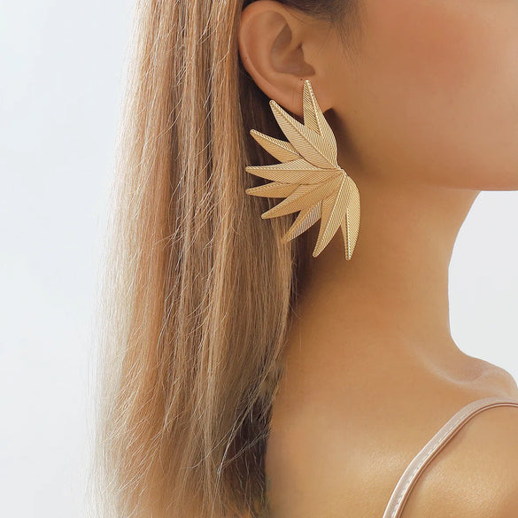 1 Pair Vintage Style Exaggerated Streetwear Leaves Irregular Iron Ear Studs