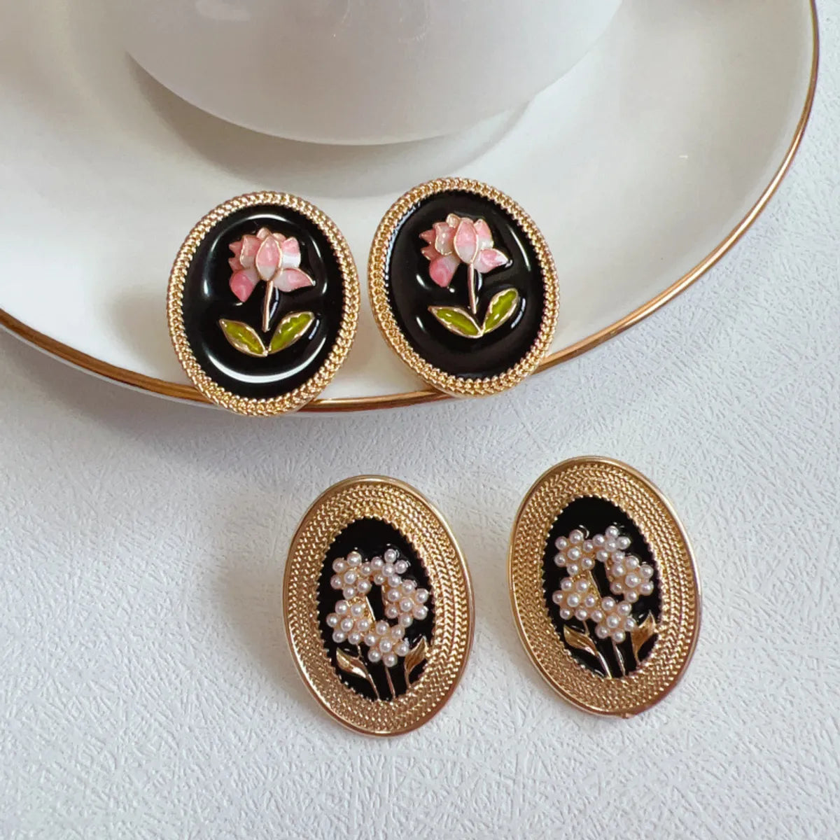 1 Pair Vintage Style Flower Plating Alloy Ear Studs