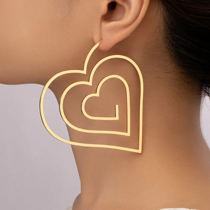 1 Pair Vintage Style Heart Shape Plating Alloy Ear Studs