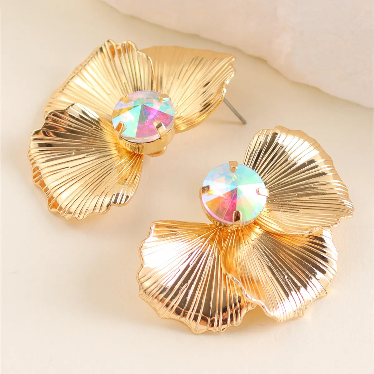 1 Pair Vintage Style Petal Glass Iron Ear Studs