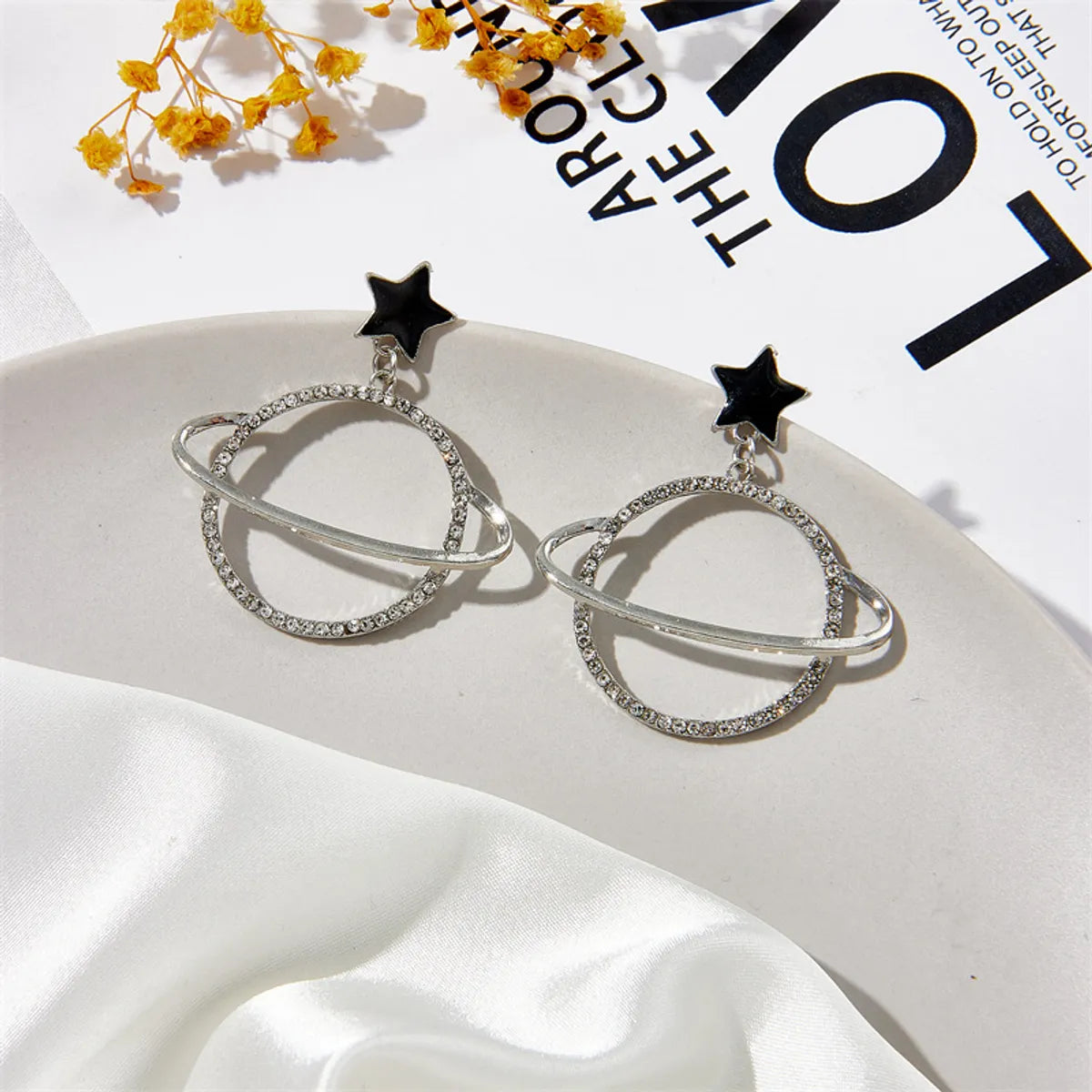 1 Pair Vintage Style Simple Style Star Irregular Inlay Alloy Zircon Drop Earrings