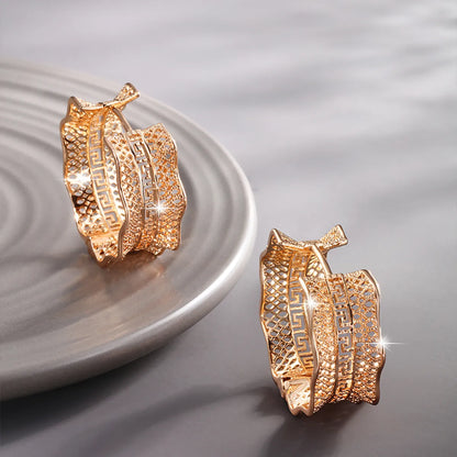 1 Pair Xuping Simple Style Solid Color Plating Hollow Out Copper Alloy 18k Gold Plated Earrings