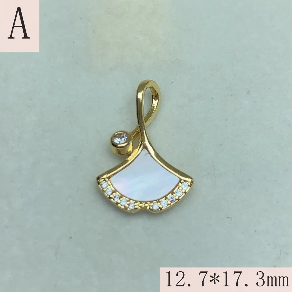 1 Piece 11*18.3mm 12.6*13.2mm 12.7*17.3mm Copper White Shell Zircon 18K Gold Plated Santa Claus Scallop Fish Tail Pendant