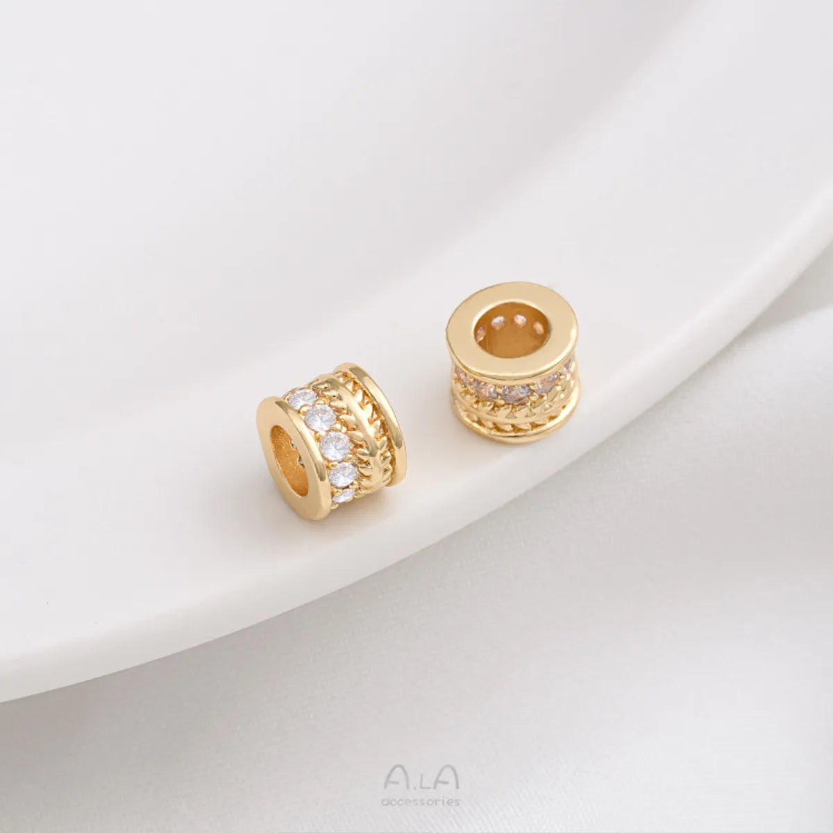 1 Piece 6.5.* 5mm 7 * 3mm 8 * 4mm Copper Zircon 14K Gold Plated Geometric Solid Color Polished Spacer Bars