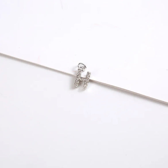 1 Piece 8*11.8mm Copper Zircon Letter Pendant