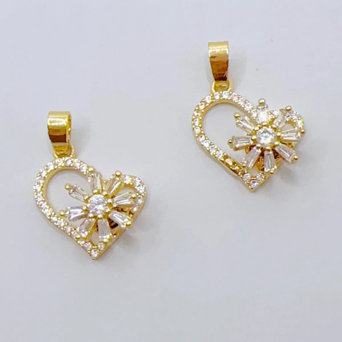 1 Piece Artificial Gemstones Copper Zircon 18K Gold Plated Flower Butterfly Snowflake Pendant