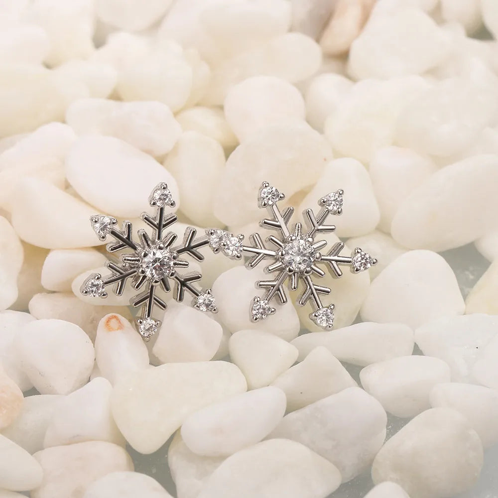 1 Piece Casual Simple Style Snowflake Inlay Copper Zircon Ear Studs