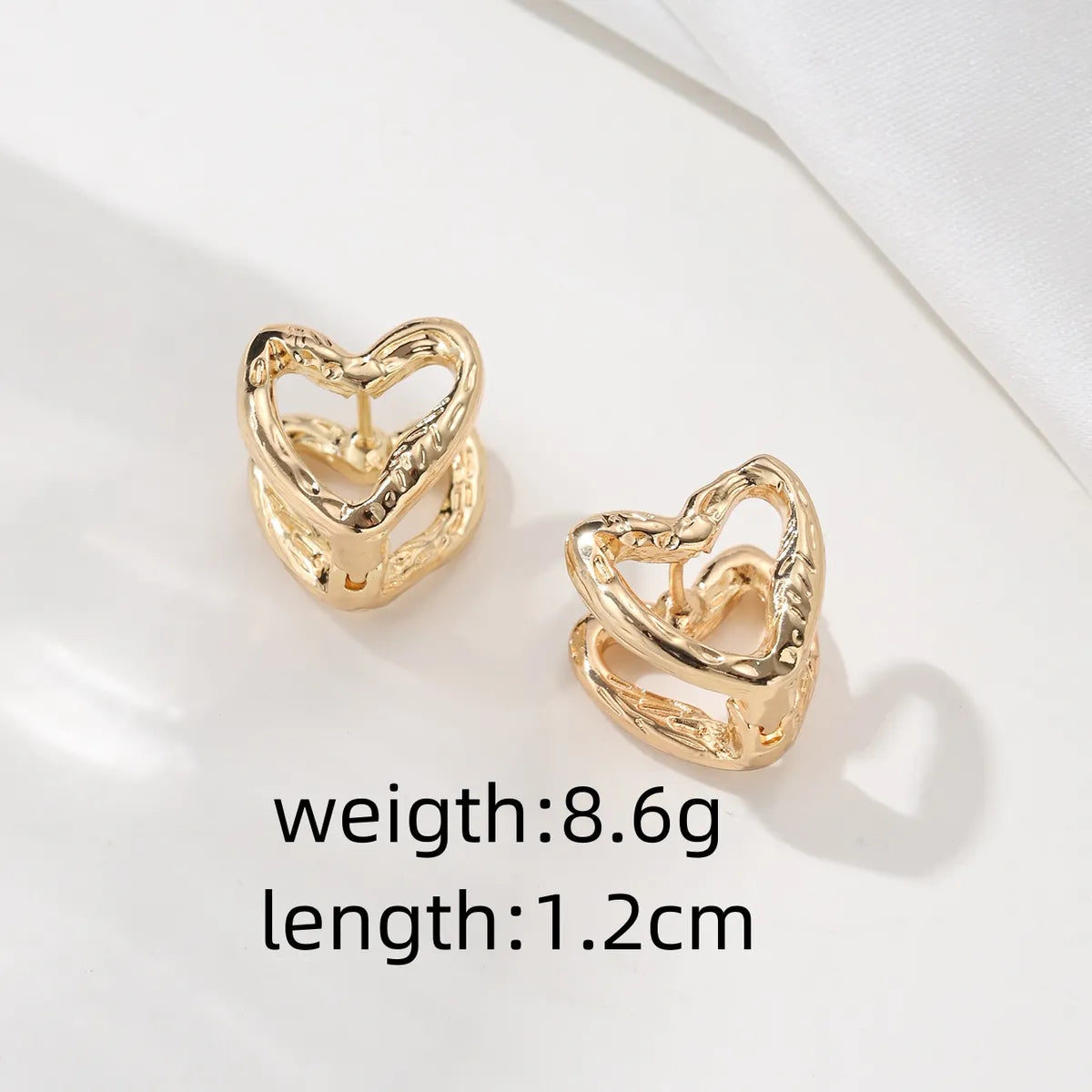 1 Piece Cute Heart Shape Alloy Ear Studs