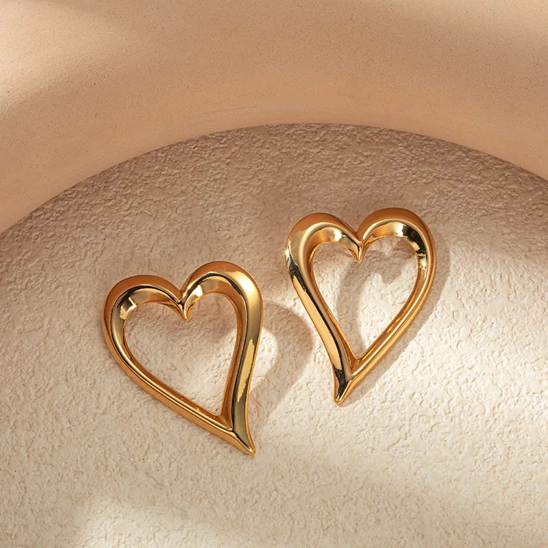 1 Piece Cute Sweet Heart Shape Plating Hollow Out 304 Stainless Steel 14K Gold Plated Drop Earrings Ear Studs