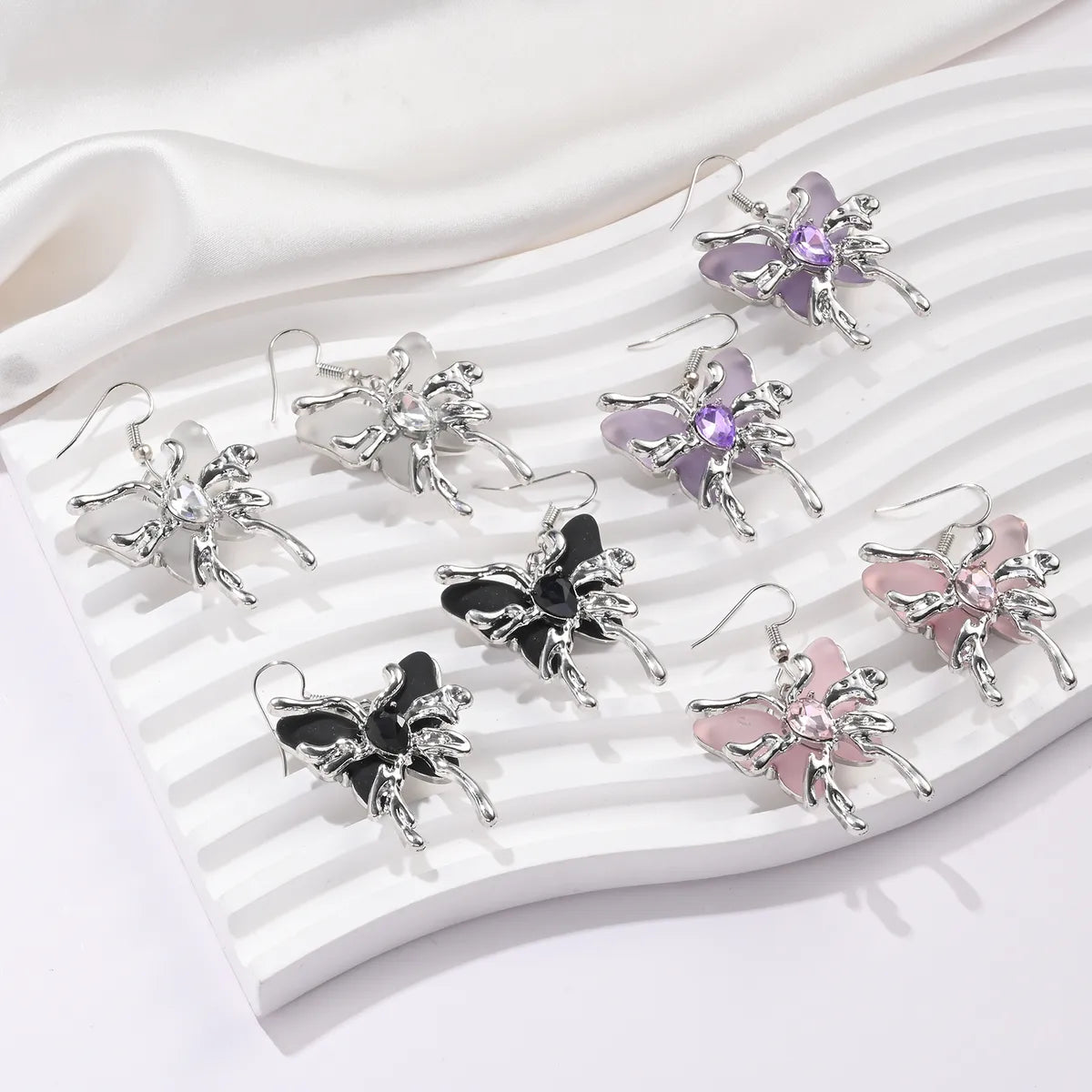 1 Piece Elegant Cute Streetwear Butterfly Asymmetrical Alloy Drop Earrings