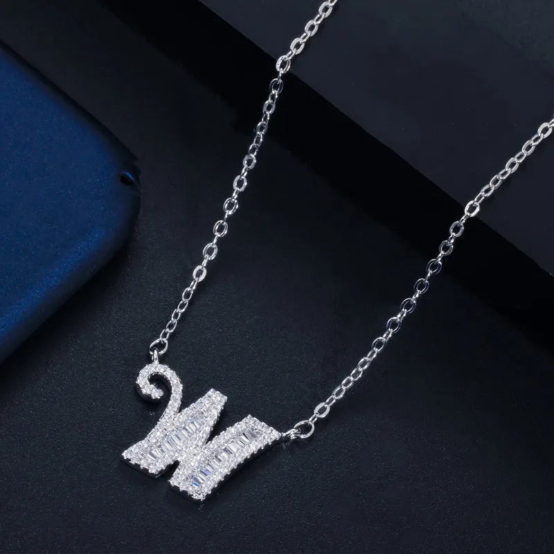 1 Piece Elegant Letter Copper Inlay Zircon Necklace