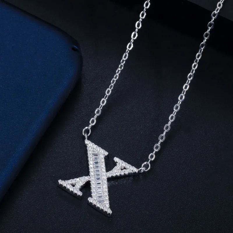 1 Piece Elegant Letter Copper Inlay Zircon Necklace