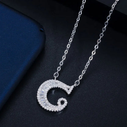 1 Piece Elegant Letter Copper Inlay Zircon Necklace