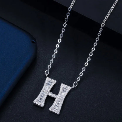 1 Piece Elegant Letter Copper Inlay Zircon Necklace