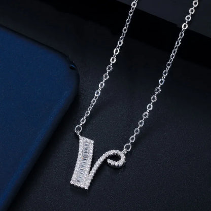 1 Piece Elegant Letter Copper Inlay Zircon Necklace