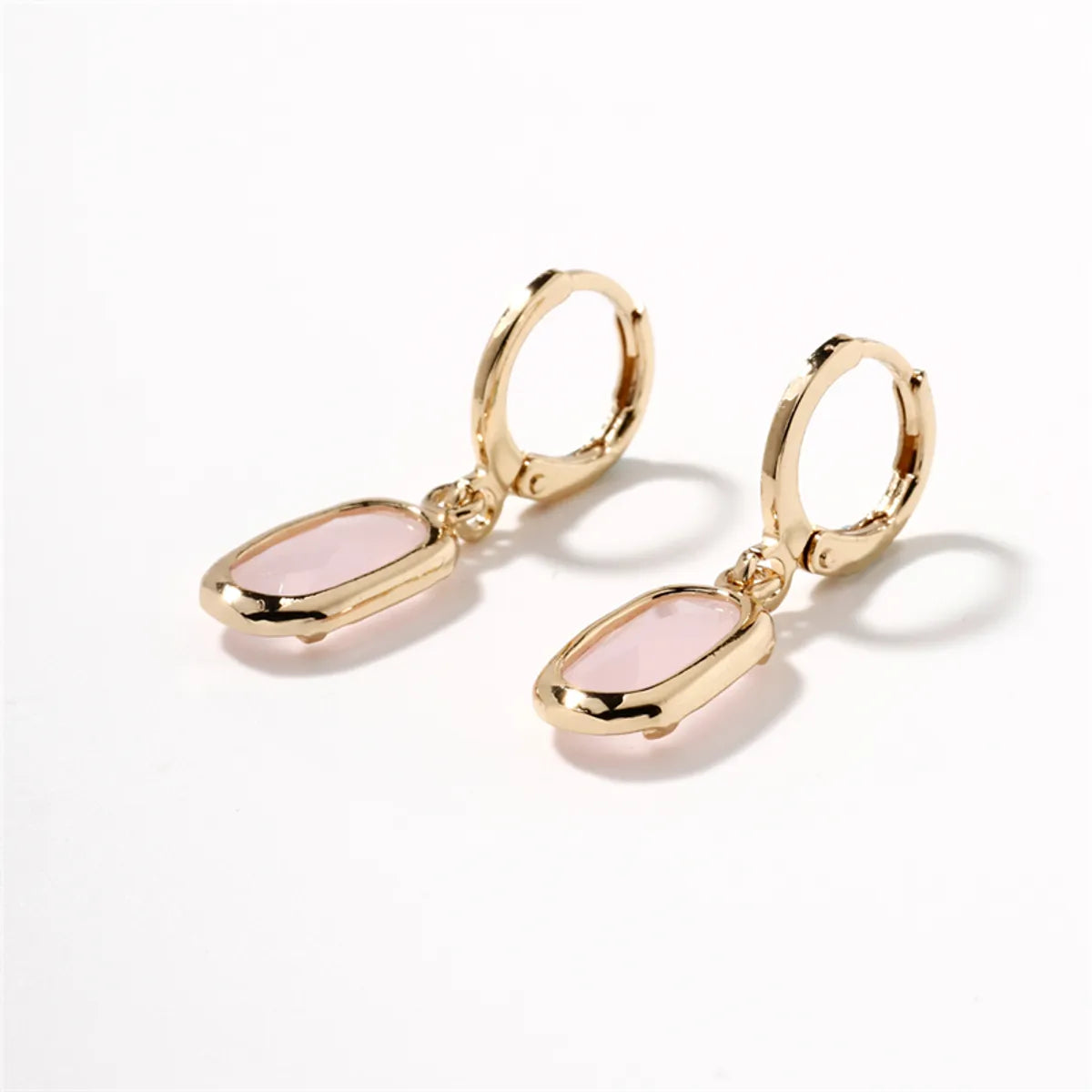 1 Piece Elegant Retro Artistic Oval Inlay Copper Resin Rhinestones K Gold Plated Drop Earrings