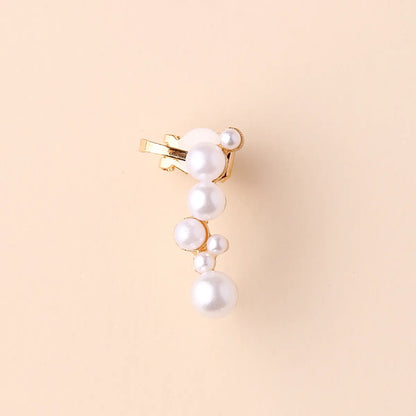 1 Piece Elegant Sweet Solid Color Inlay Zinc Alloy Artificial Pearls Gold Plated Ear Studs