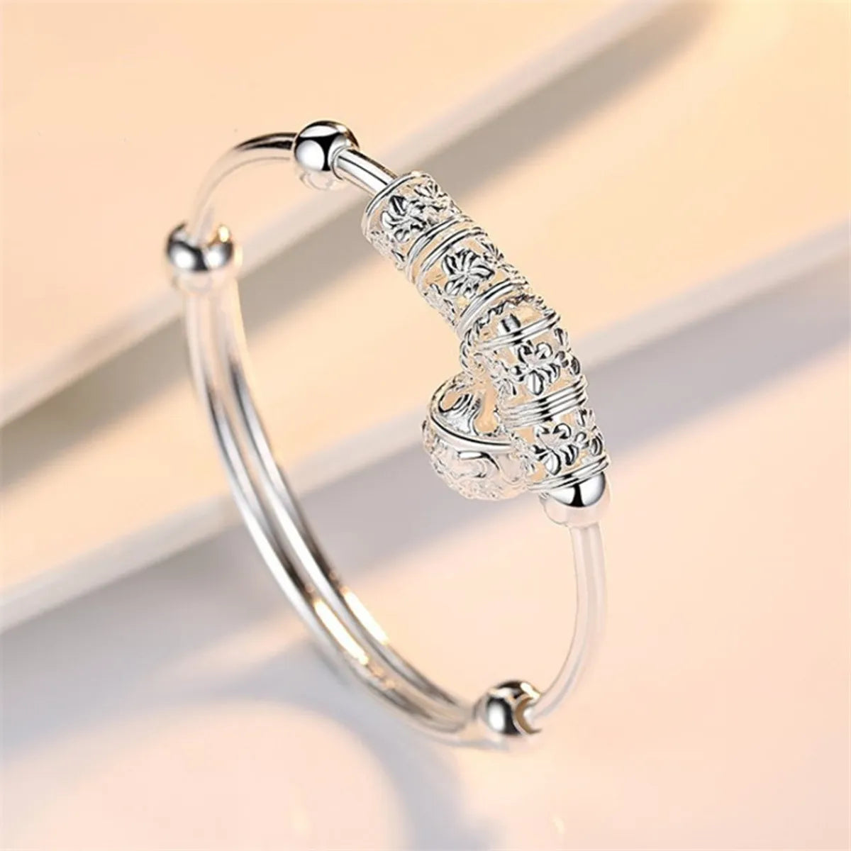 Fashion Bell Metal Plating Women's Bangle