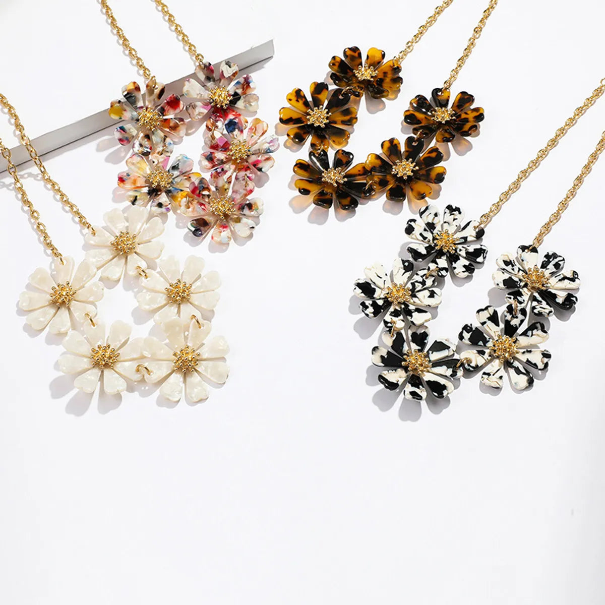 1 Piece Fashion Flower Acetic Acid Sheets Handmade Women's Necklace