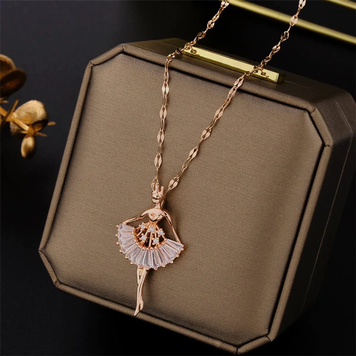 Fashion Geometric Titanium Steel Plating Zircon Necklace