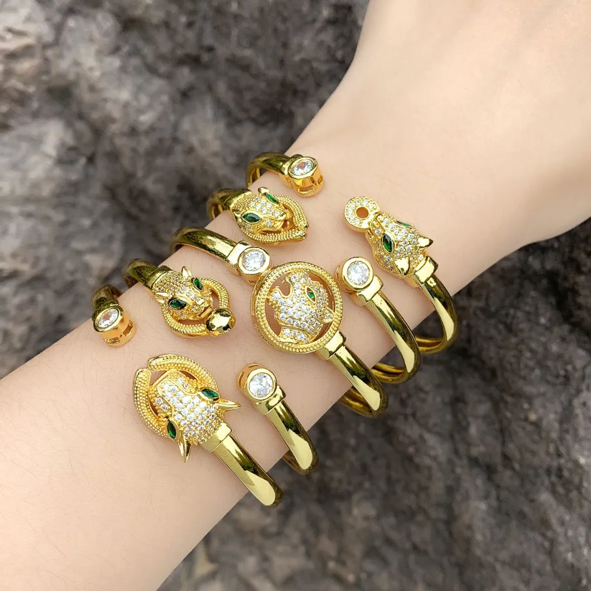 1 Piece Fashion Leopard Head Copper Plating Zircon Bangle