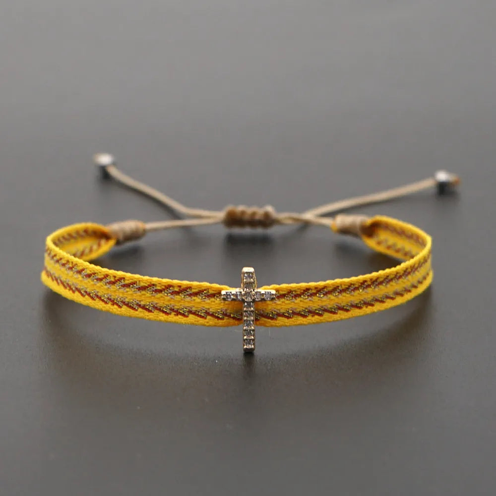 1 Piece Fashion Letter Devil'S Eye Copper Knitting Inlay Zircon Bracelets