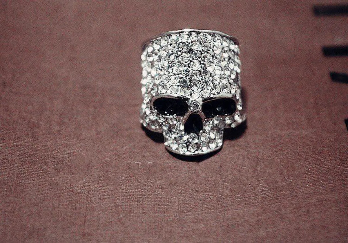 1 Piece Fashion Skull Metal Inlay Artificial Diamond Unisex Rings