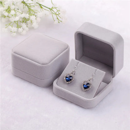 1 Piece Fashion Square Solid Color Flannel Jewelry Boxes