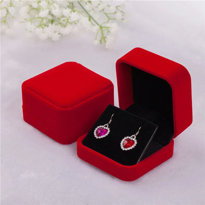 1 Piece Fashion Square Solid Color Flannel Jewelry Boxes