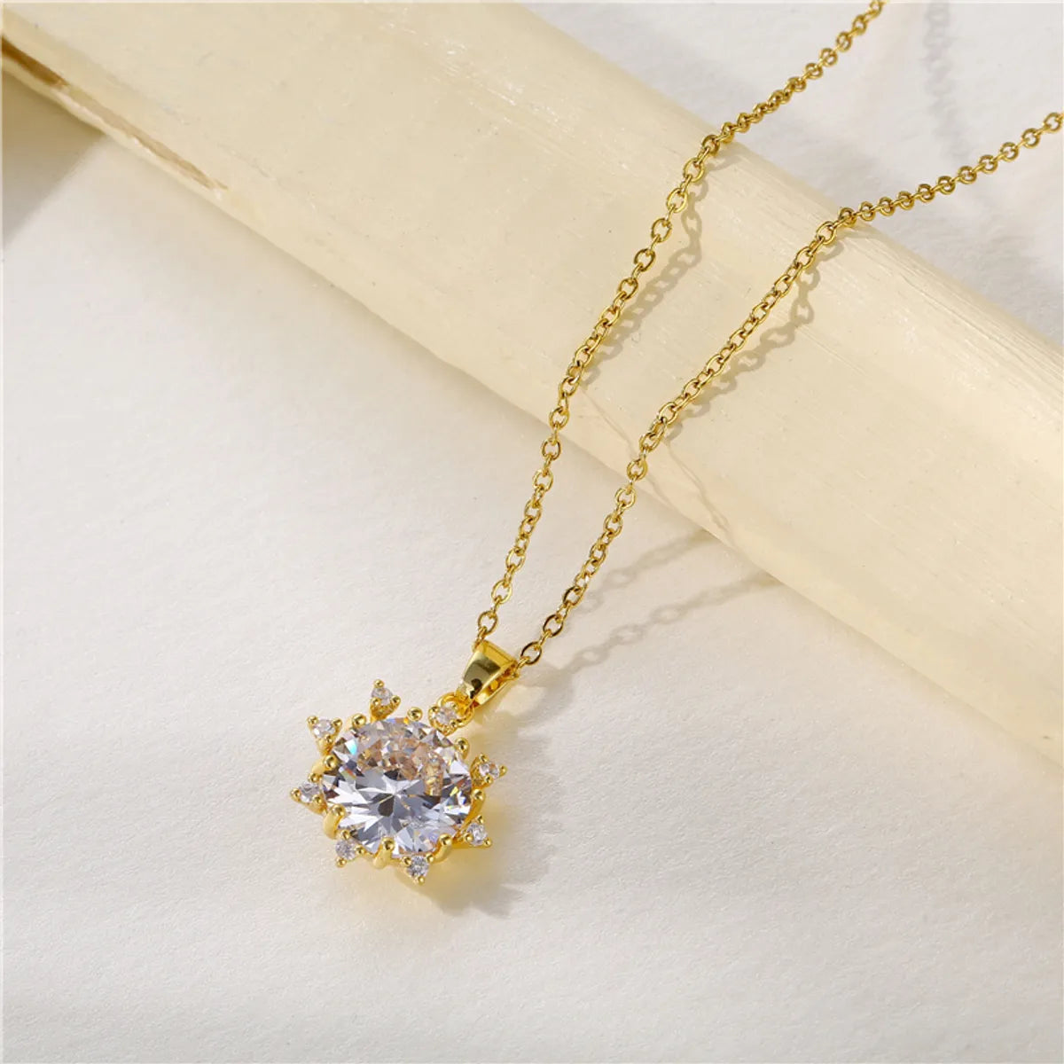 1 Piece Fashion Sun Flower Stainless Steel Titanium Steel Plating Inlay Zircon Pendant Necklace