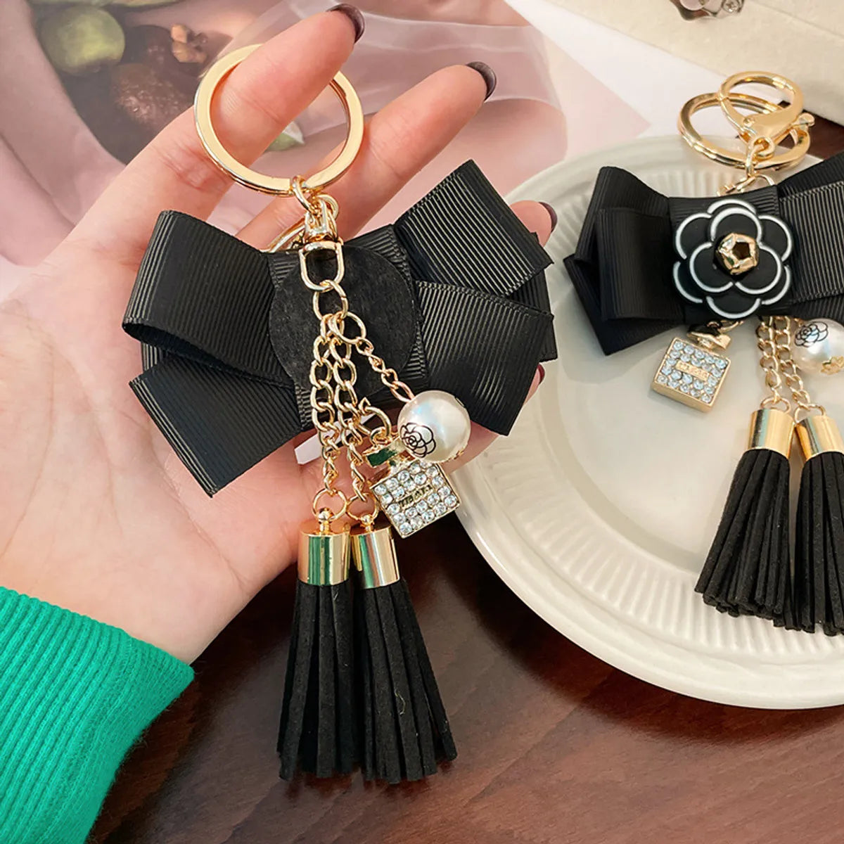 1 Piece Fashion Tassel Flower Bow Knot Alloy Inlay Rhinestones Women'S Keychain