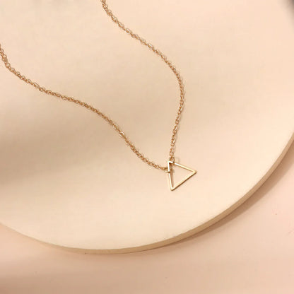 1 Piece Fashion Triangle Alloy Plating Women's Pendant Necklace