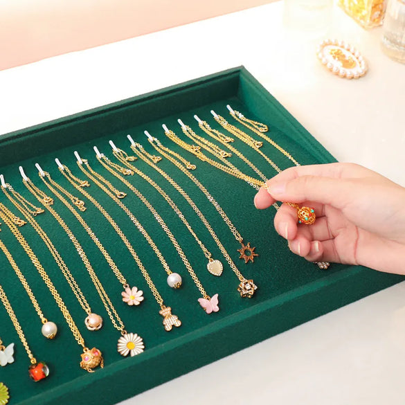 1 Piece Flannel Simple Style Classic Style Solid Color Jewelry Rack