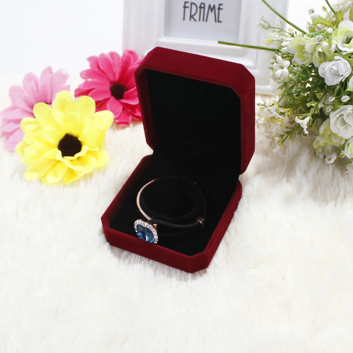 1 Piece Flocking Elegant Simple Style Daily Date Solid Color Jewelry Boxes