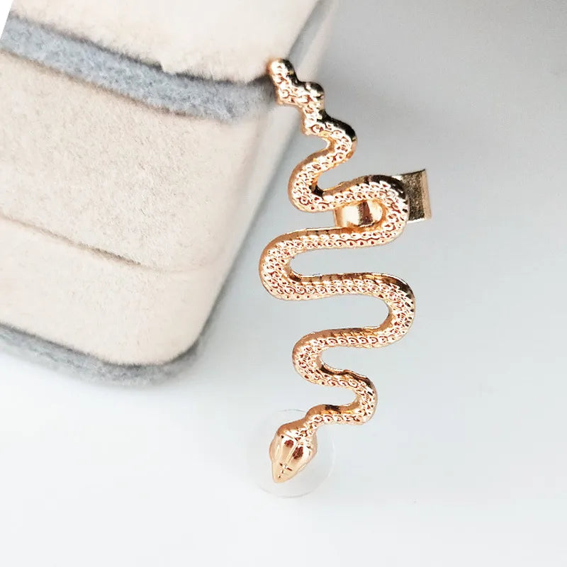 1 Piece Hip-Hop Retro Snake Plating Alloy Ear Cuffs