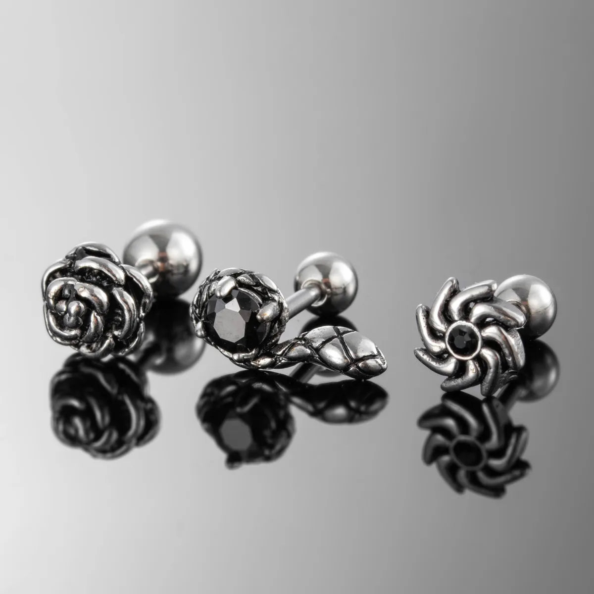 1 Piece Hip-Hop Rock Cool Style Sun Flower Snake Inlay 316 Stainless Steel  Zircon Ear Studs