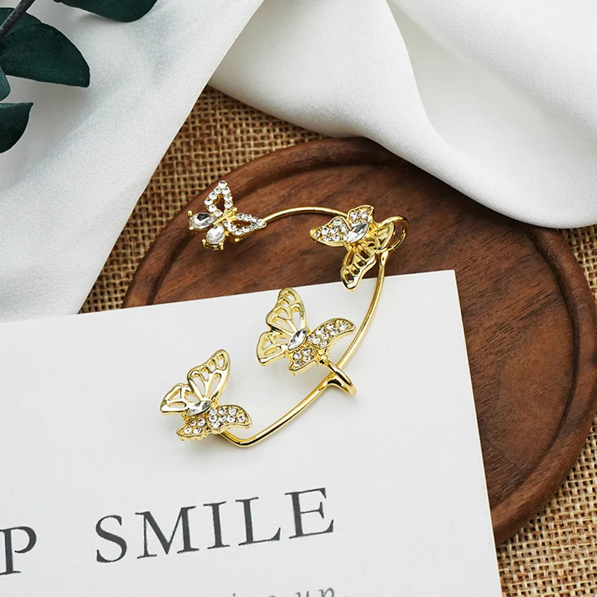 1 Piece Ig Style Elegant Butterfly Hollow Out Alloy Rhinestones Ear Cuffs