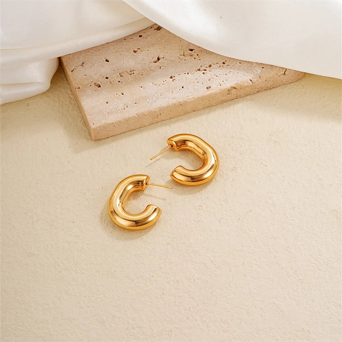 1 Piece Ig Style Simple Style Solid Color Plating Stainless Steel Gold Plated Earrings Ear Studs