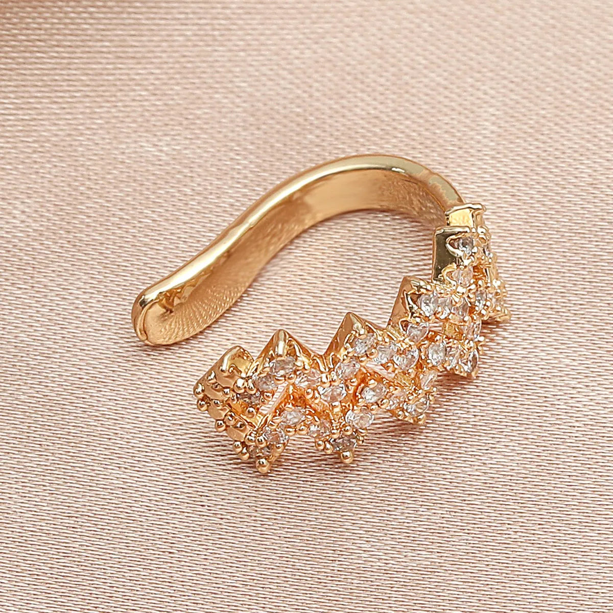 1 Piece IG Style Sweet Shiny C Shape Inlay Copper Zircon 18K Gold Plated Ear Cuffs