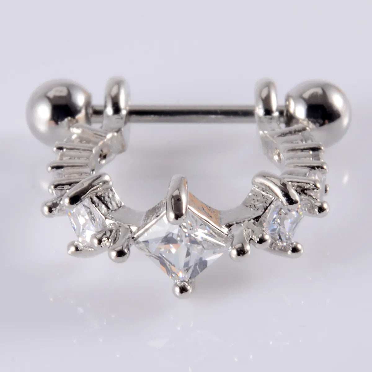 1 Piece Ear Cartilage Rings & Studs Lady Leaves Heart Shape 304 Stainless Steel Copper Zircon Inlay Zircon 18K Gold Plated