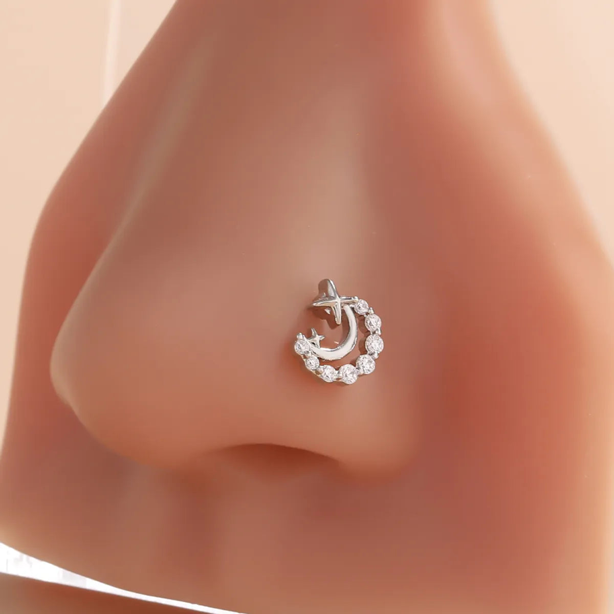 1 Piece Nose Rings & Studs Classic Style Geometric Moon Copper Polishing Plating Zircon 18K Gold Plated Nose Rings & Studs