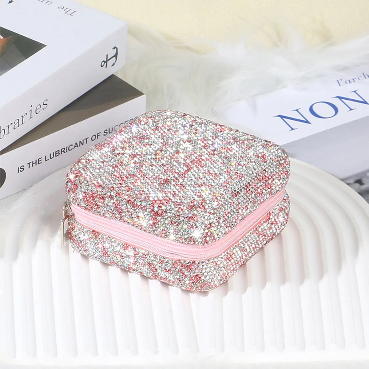 1 Piece Pu Leather Rhinestone Casual Elegant Glam Solid Color Jewelry Boxes