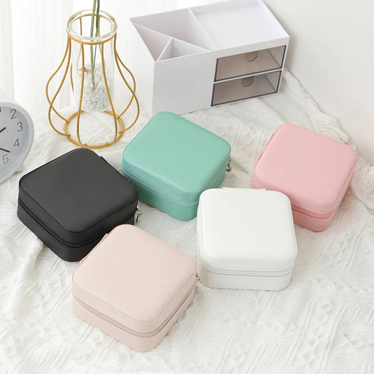 1 Piece PVC Flannel Casual Elegant Glam Solid Color Jewelry Boxes