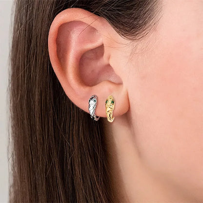 1 Piece Retro Cool Style Snake Inlay Copper Zircon Ear Cuffs