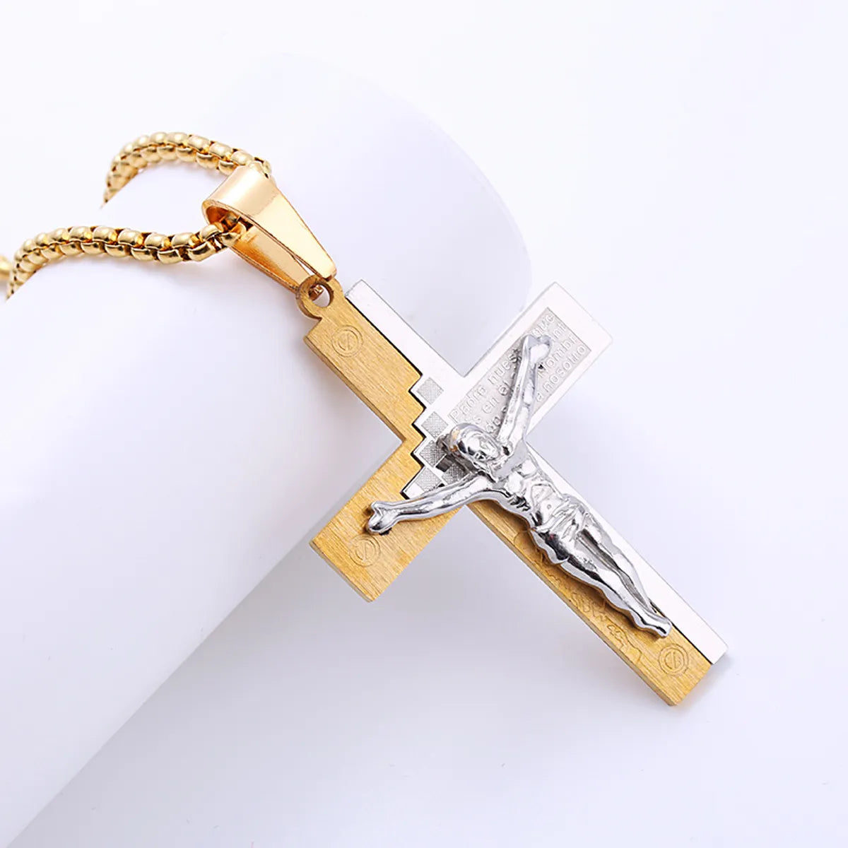 1 Piece Retro Cross Stainless Steel Polishing Zircon Pendant Necklace