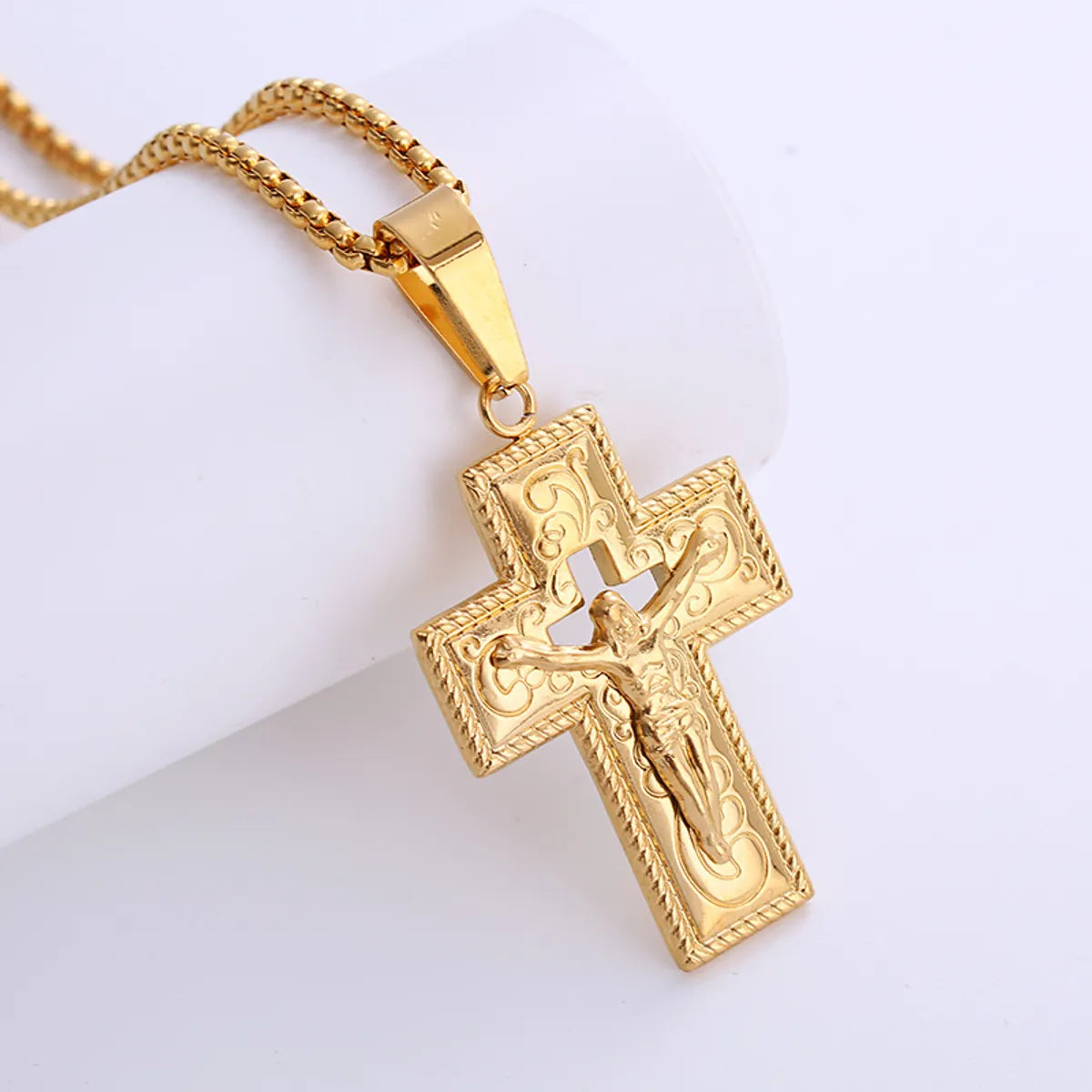 1 Piece Retro Cross Stainless Steel Polishing Zircon Pendant Necklace