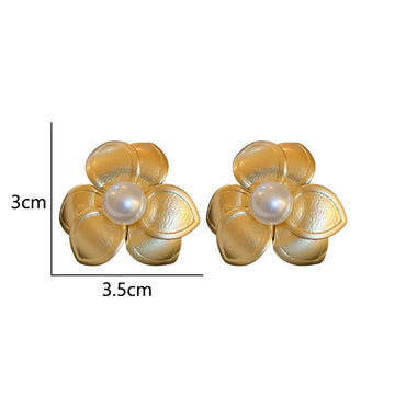 1 Piece Retro Flower Inlay Alloy Artificial Pearls Ear Studs