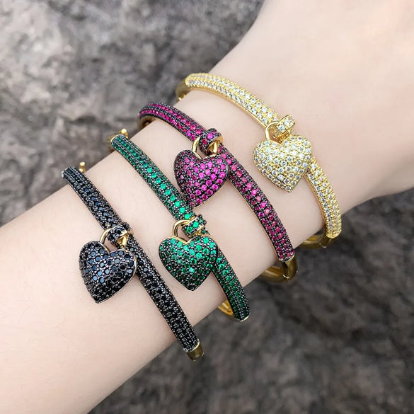 1 Piece Retro Heart Shape Copper Plating Inlay Zircon Bangle
