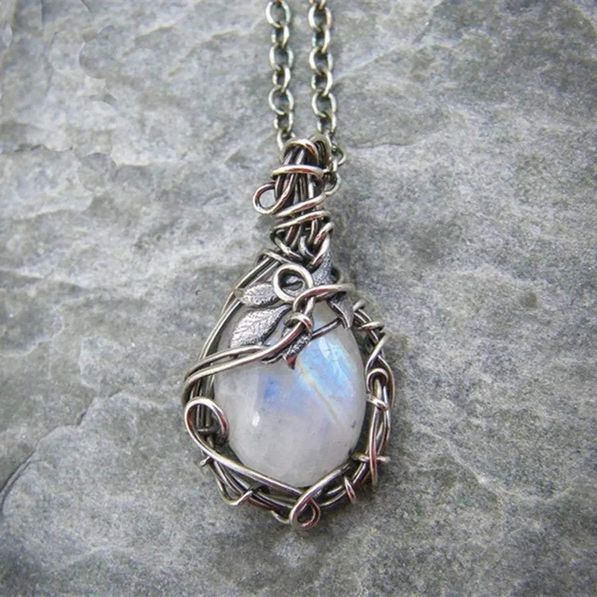 Retro Water Droplets Alloy Inlay Moonstone Women's Necklace