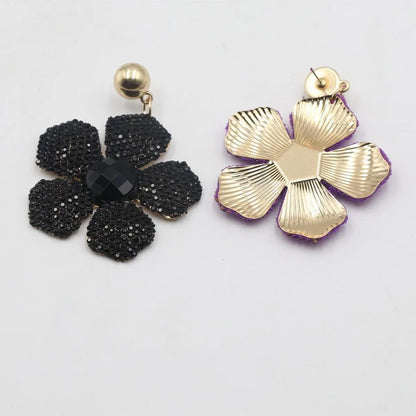 1 Piece Simple Style Classic Style Flower Inlay Iron Rhinestones Drop Earrings